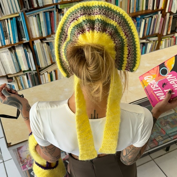crochet hair accessorie main image 2